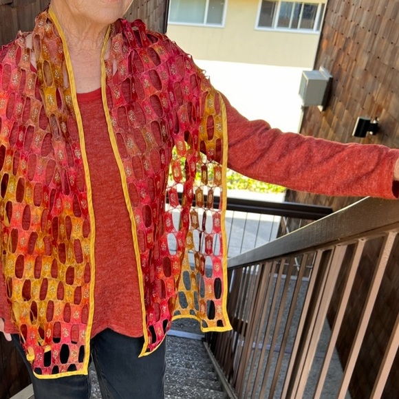 Mur Mur Rust orange split back long sleeve tee top Medium - Picture 3 of 13